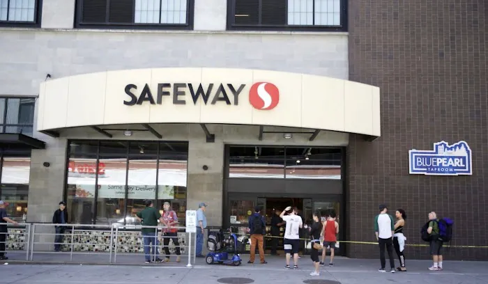Safeway Bakery Picture 1