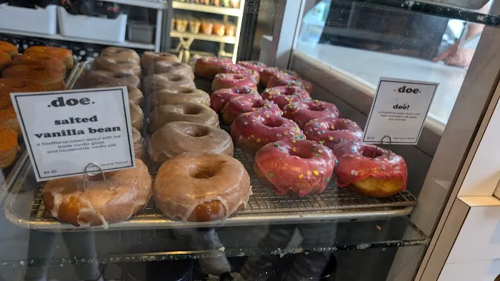 Doe Donuts + Ice Cream Picture 8