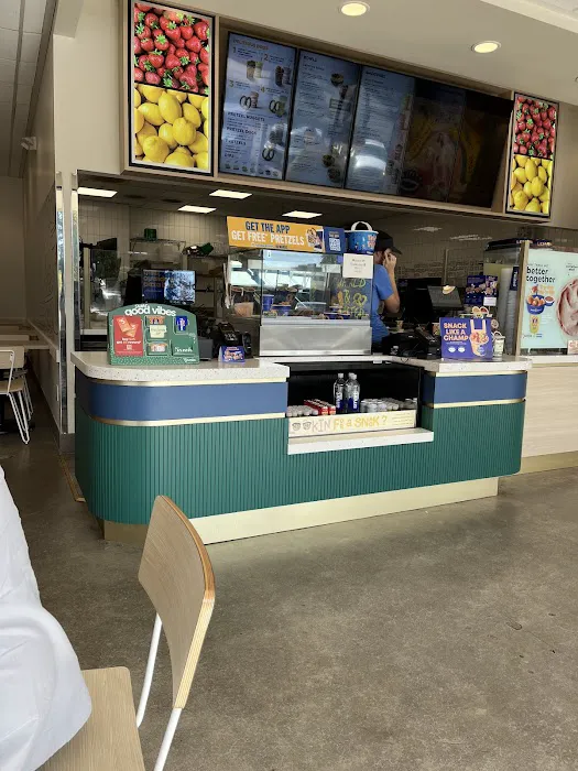 Auntie Anne's Picture 1