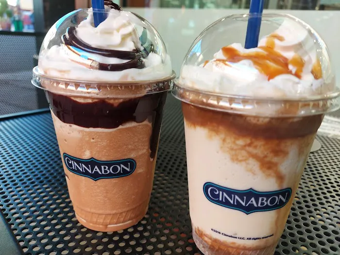 Cinnabon Picture 9