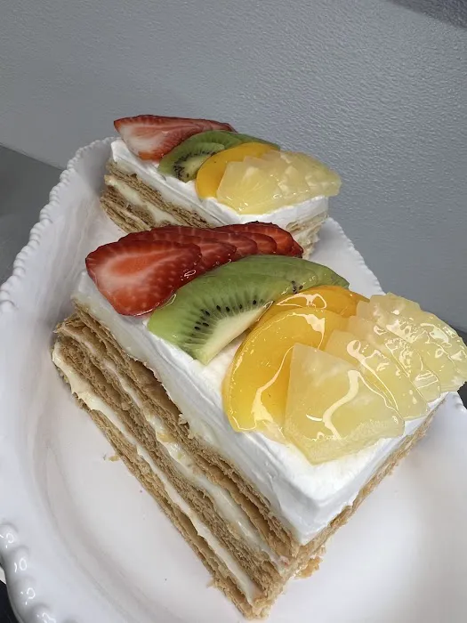Castillo's Cake Shop Picture 3