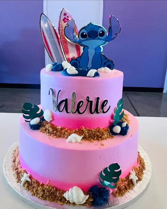 Castillo's Cake Shop Picture 7
