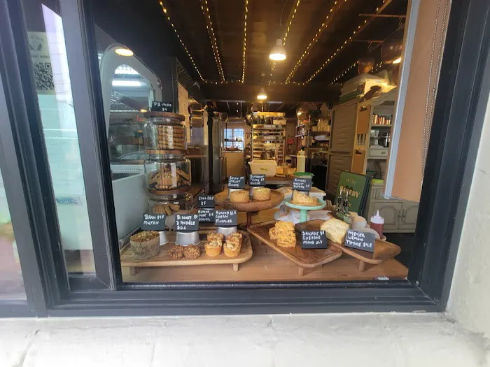 Tiny Love Bakery Picture 6