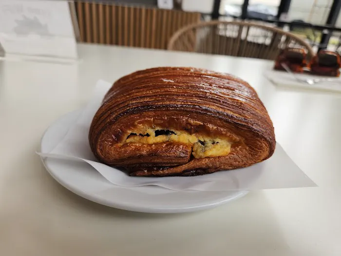 Twisted Croissant & Patisserie Picture 8