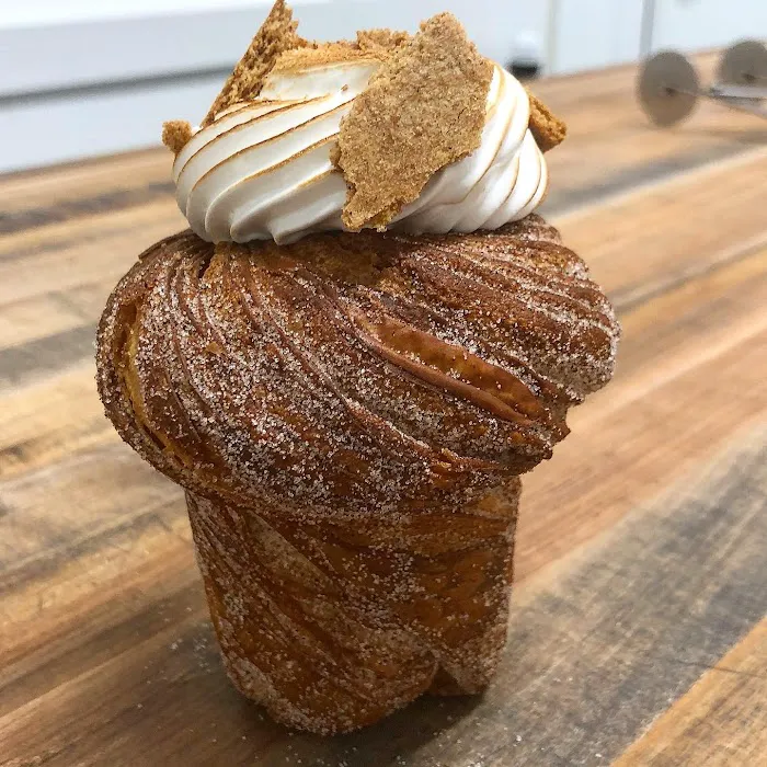 Twisted Croissant & Patisserie Picture 5