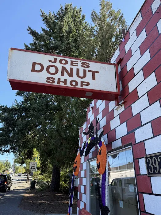 Joe's Donut Shop Picture 10