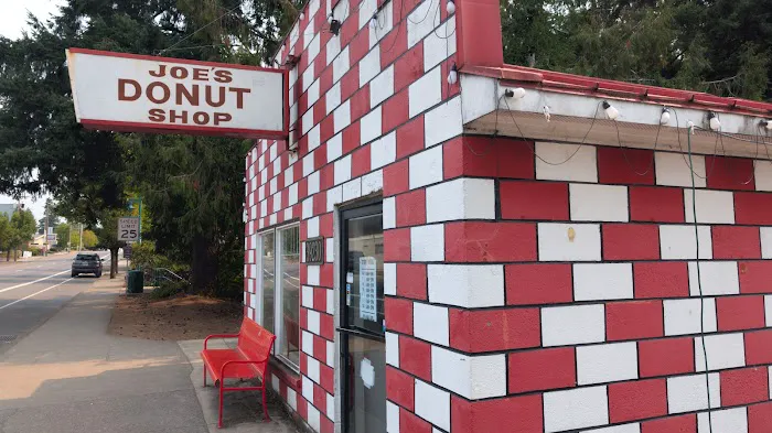 Joe's Donut Shop Picture 8