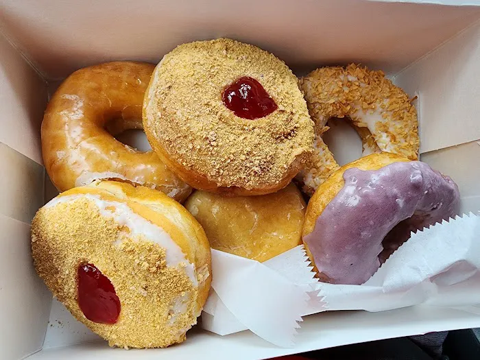 Angel's Donuts And Ice Cream Picture 8
