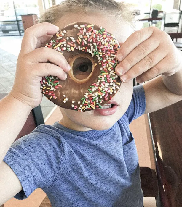 Angel's Donuts And Ice Cream Picture 7