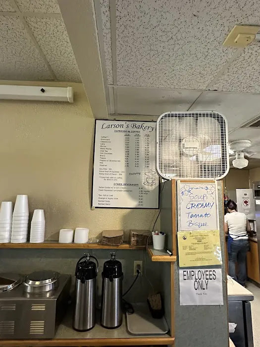 Larson's Bakery Picture 5