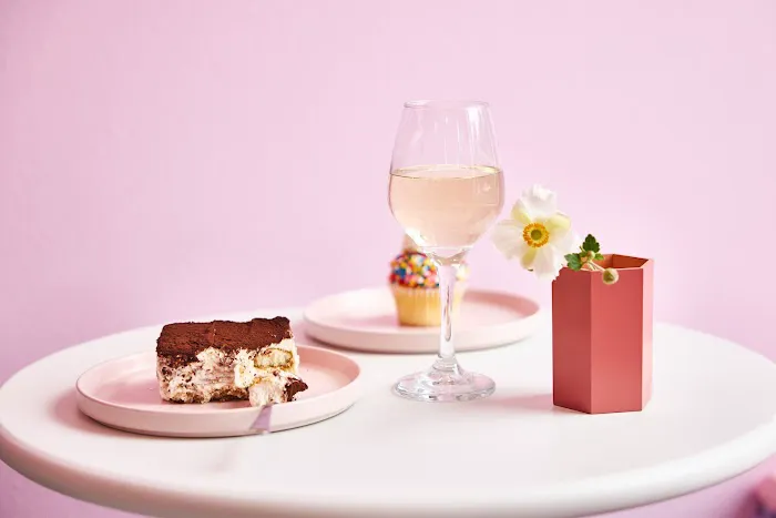 DB Dessert Company Picture 9
