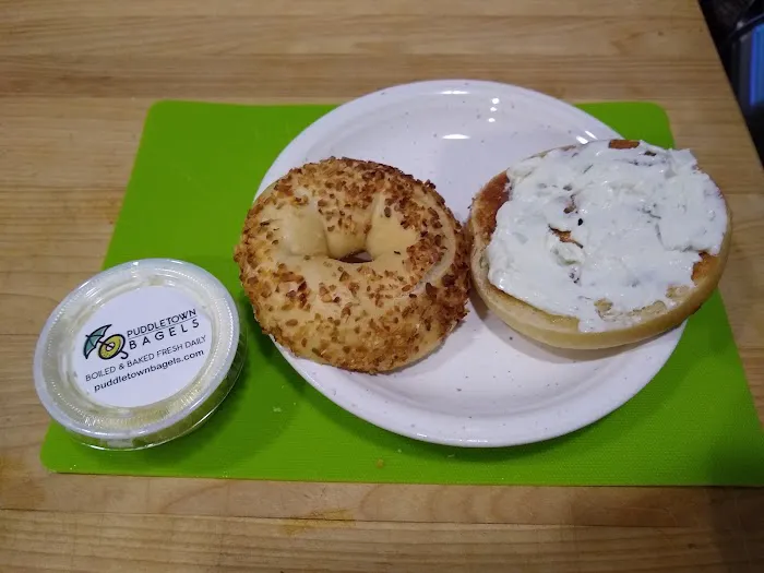 Puddletown Bagels - MLK Street Food (NE MLK Jr. BLVD & Beech St.) Picture 9