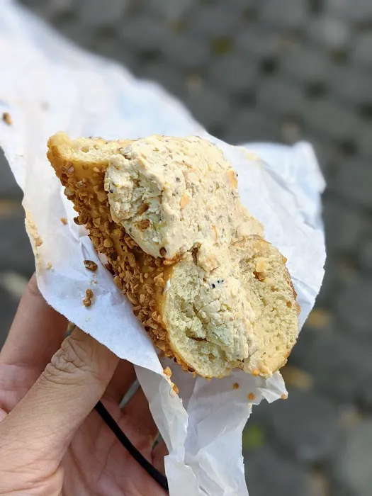 Bernstein's Bagels Picture 3