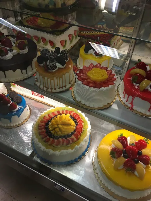 Sweet Market & Bakery Picture 1