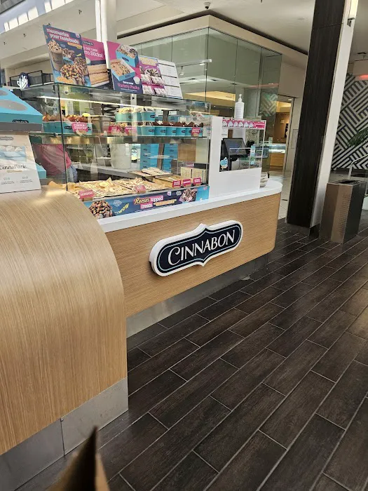Cinnabon Picture 3