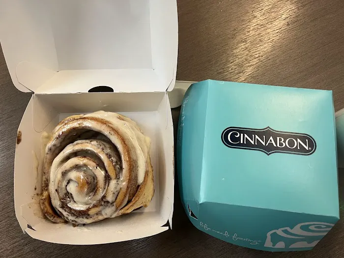 Cinnabon Picture 5