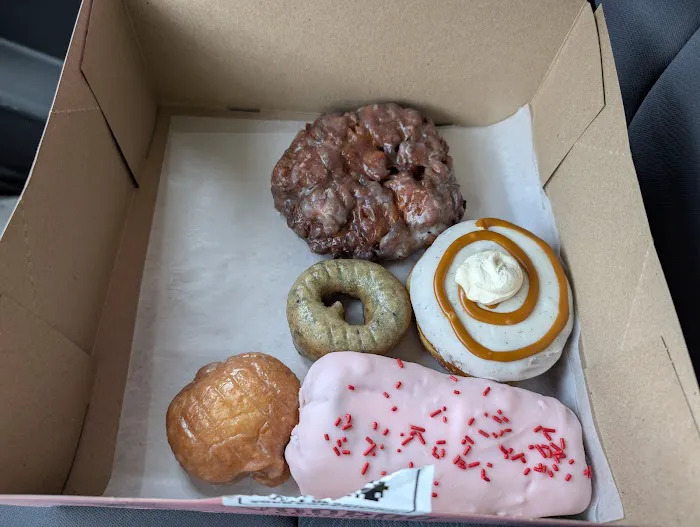 Voodoo Doughnut Picture 9
