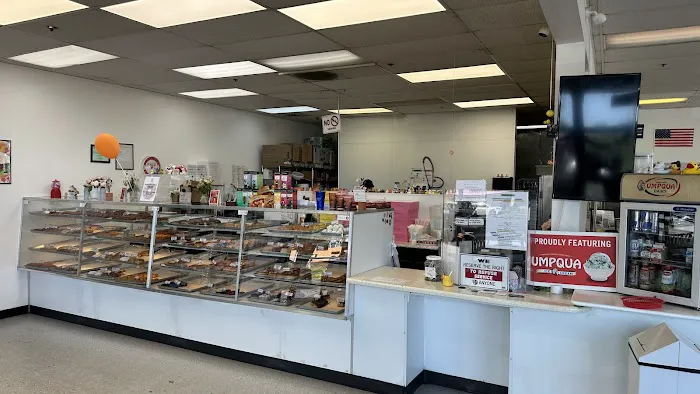 Angel's Donuts & Ice Cream Van Mall Picture 6