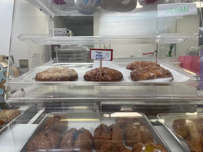 Angel's Donuts & Ice Cream Van Mall Picture 2