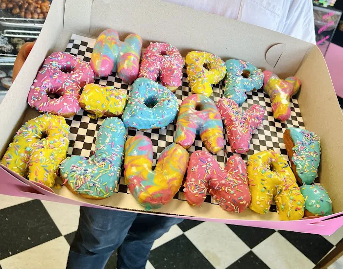 Tonallis Doughnuts & Cream Picture 9