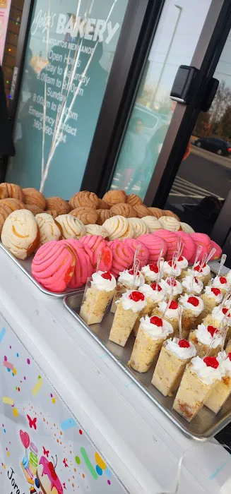 Jorges Bakery Picture 2