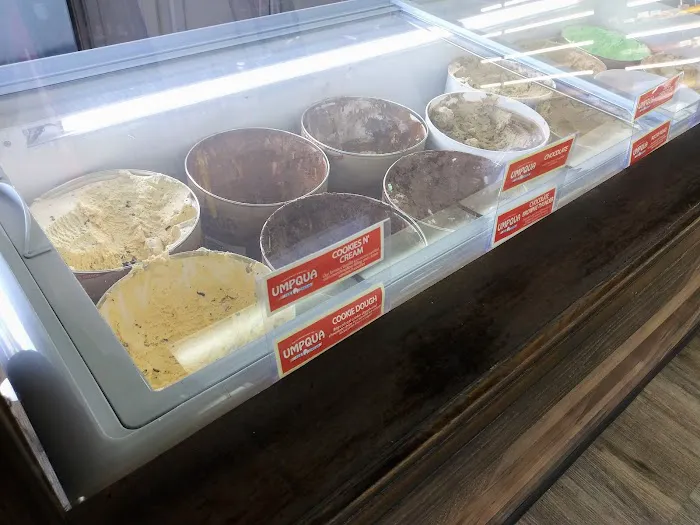 Angel’s Donuts & Ice Cream Picture 7