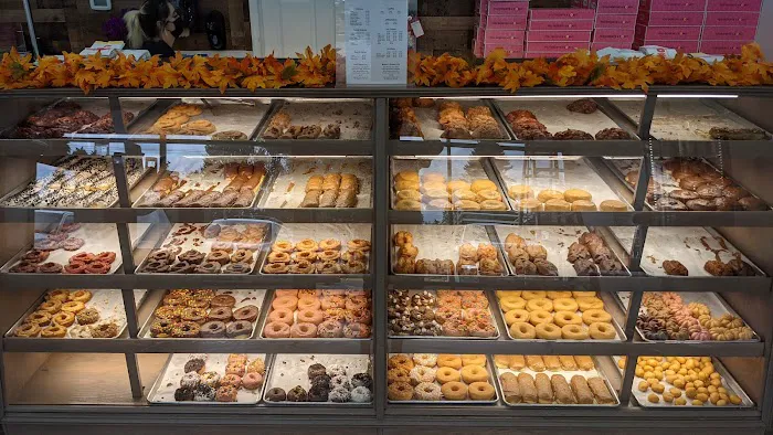 Angel’s Donuts & Ice Cream Picture 5
