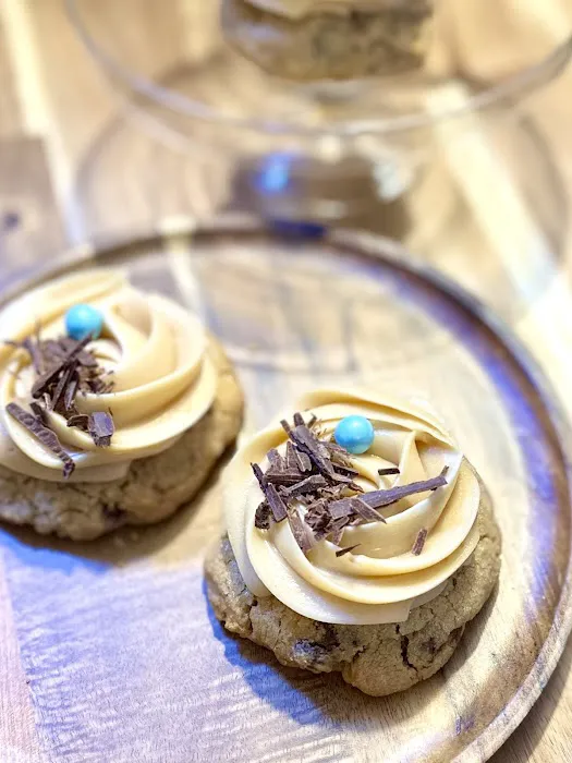 Lightning Treats & Sweets Picture 6