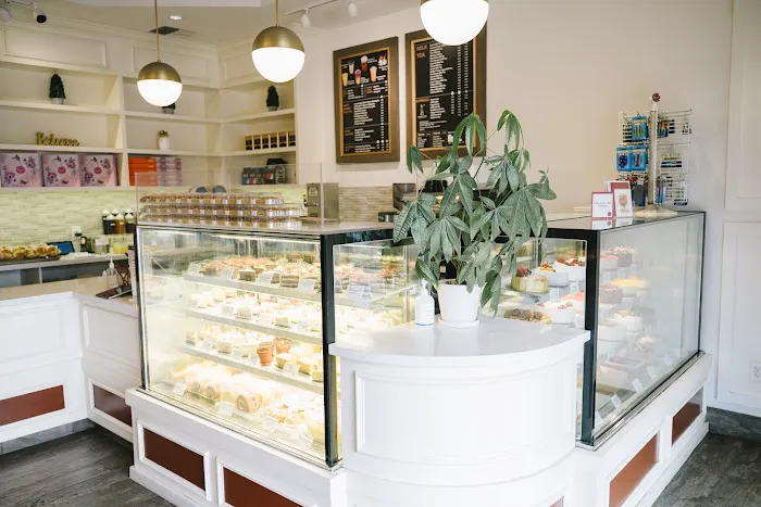 Regent Cakes & Bakery Picture 5