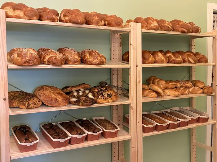 Miriam's Bakeshop Picture 8