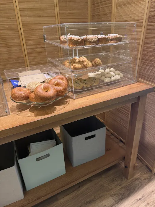 Miriam's Bakeshop Picture 5