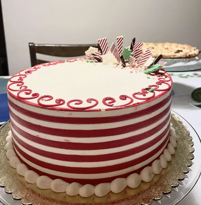 Cakes By Creme de la Creme Picture 5