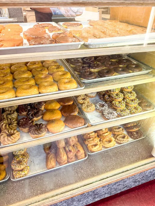 Chuck's Donuts Picture 2