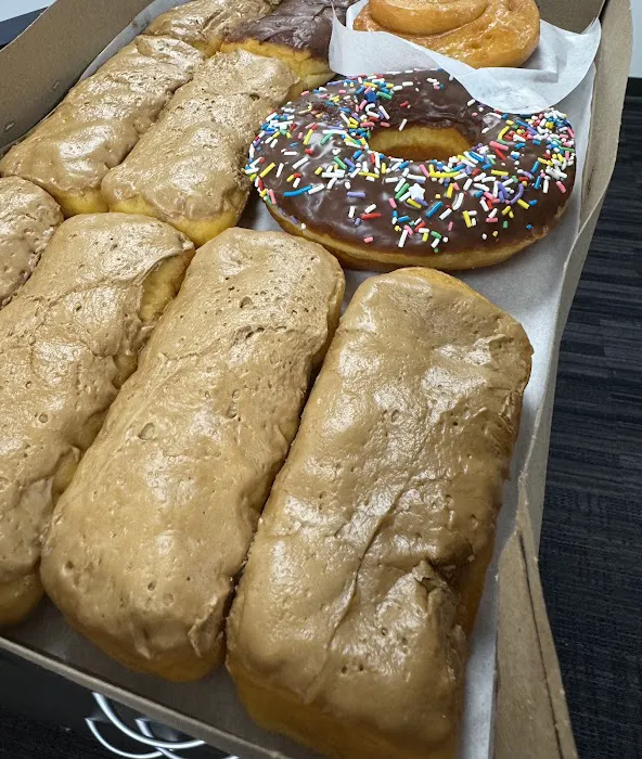 Chuck's Donuts Picture 8