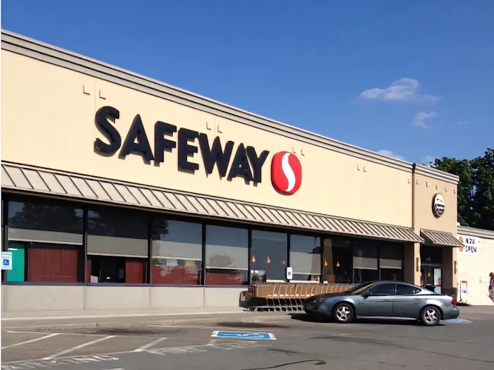 Safeway Bakery Picture 1