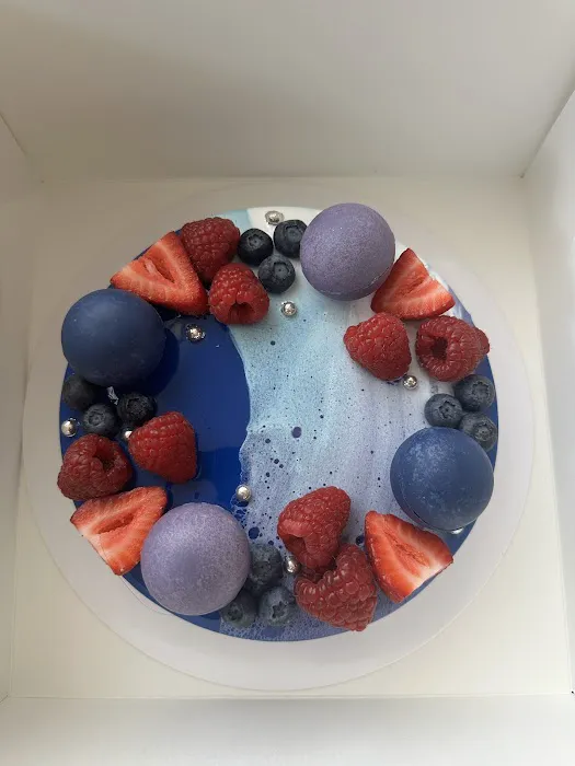 Silky Cakes Seattle - custom bakery Picture 5