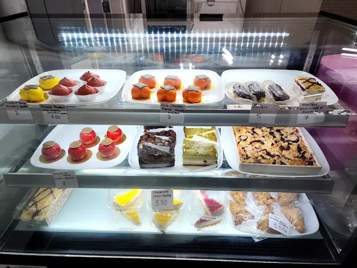 Silky Cakes Seattle - custom bakery Picture 9