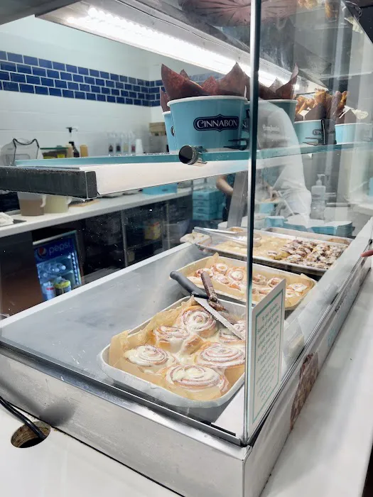 Cinnabon Picture 6