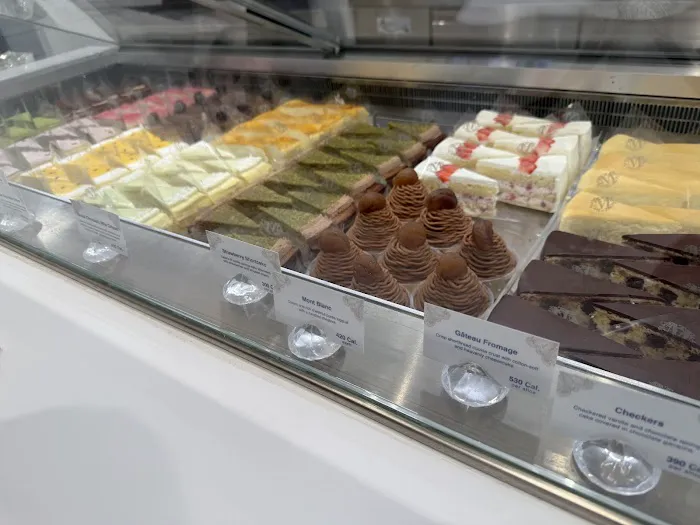 Lady M Cake Boutique - Seattle Picture 7