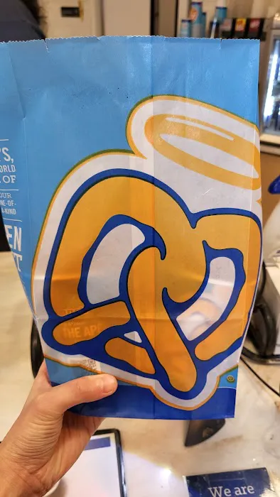 Auntie Anne's Picture 4