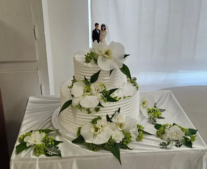 Tony's Bakery Picture 3