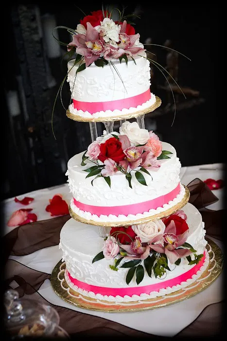 Mimi's Bakery & Floral Shop Picture 7
