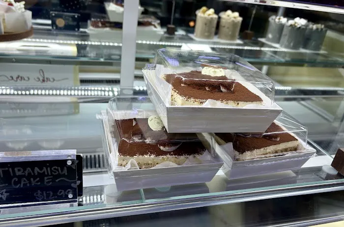 Cake Meet Me Patisserie Picture 2