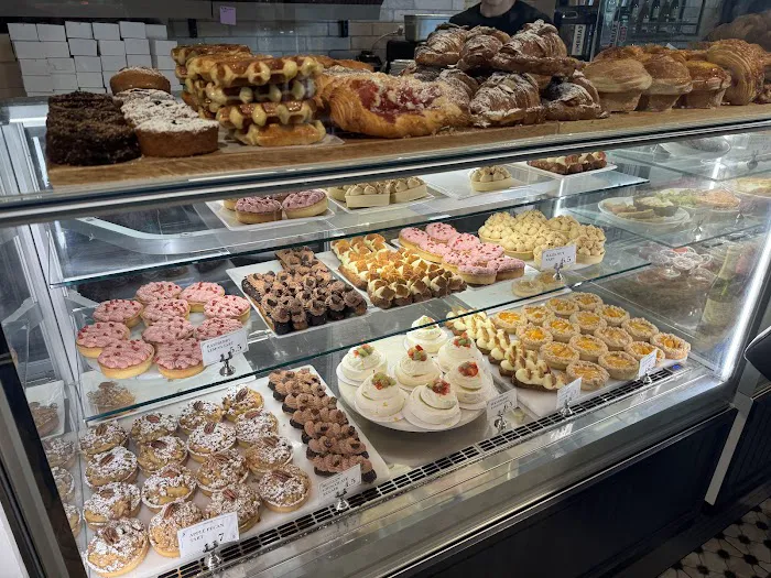 Farine Bakery & Café Picture 4