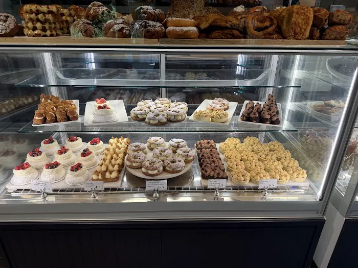 Farine Bakery & Café Picture 2