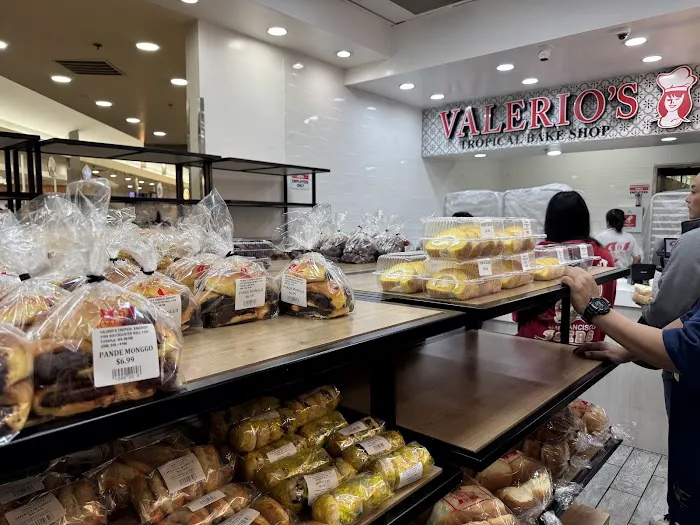 Valerio's Tropical Bakeshop Picture 9