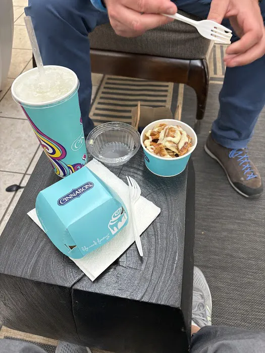 Cinnabon Picture 10