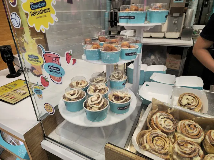 Cinnabon Picture 6