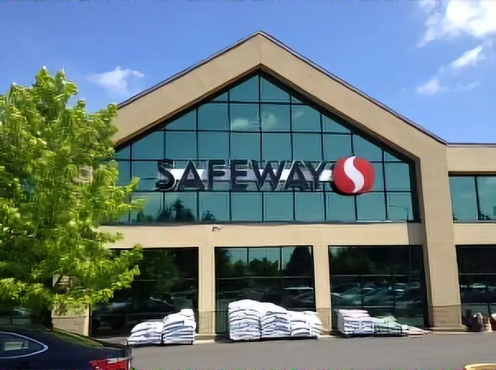 Safeway Bakery Picture 1