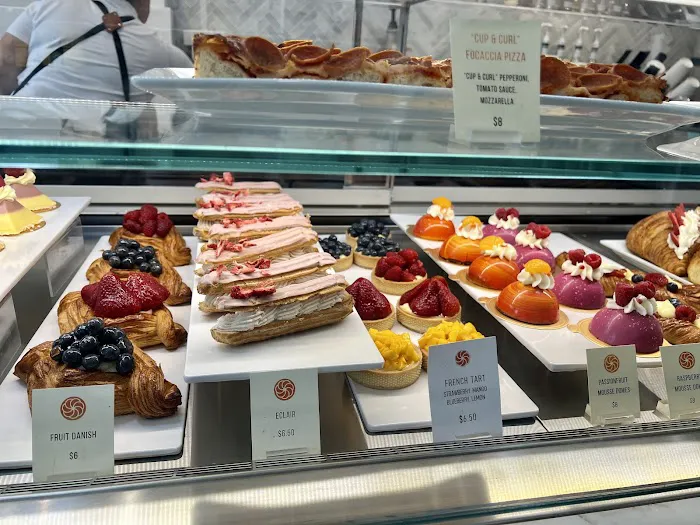 La Crema Patisserie Picture 7